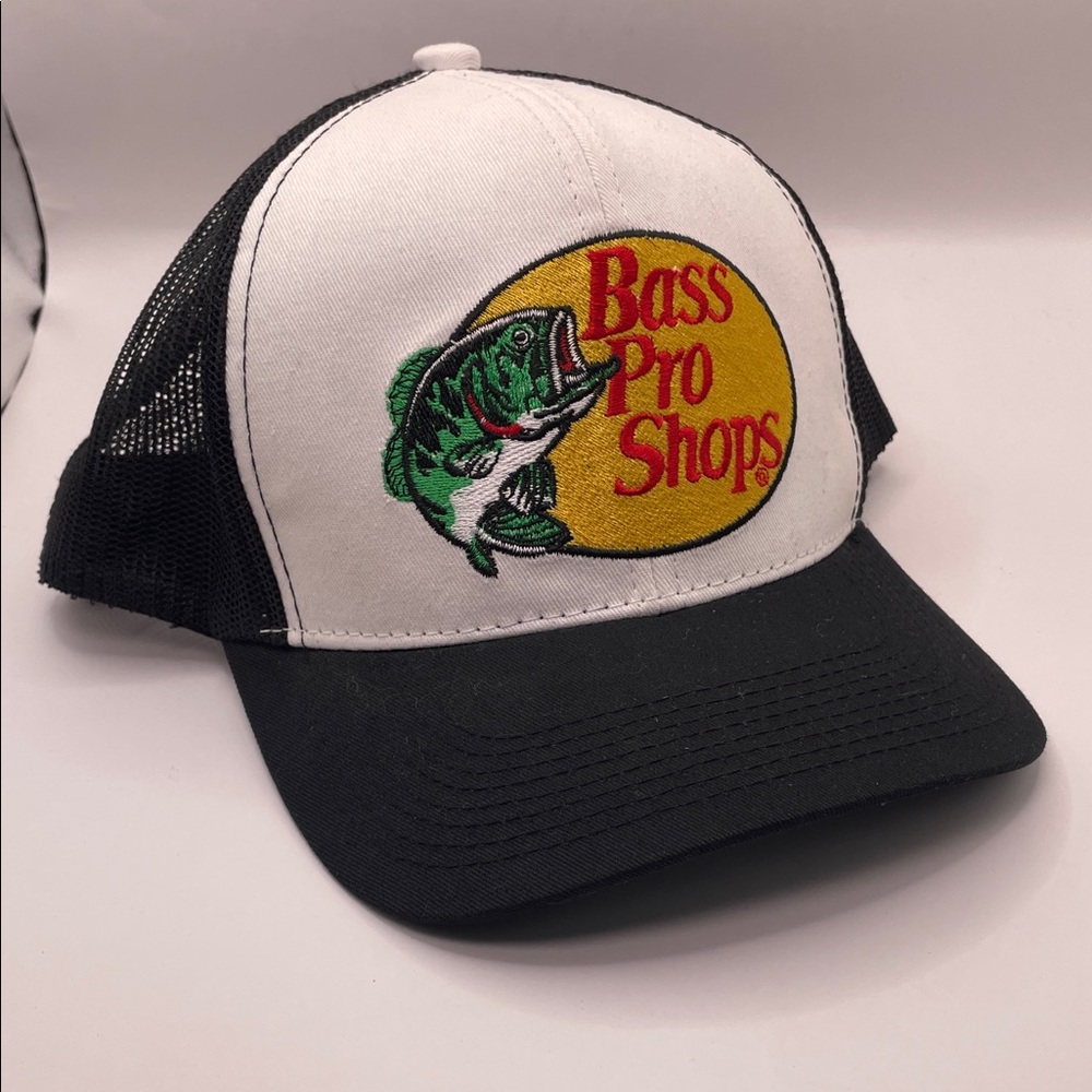 Bass Pro Shops Black and White Mesh Cap